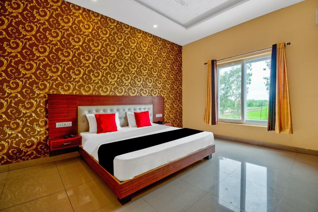 Capital O 40833 Maharaja Hotel & Restaurant Kashipur Exterior foto